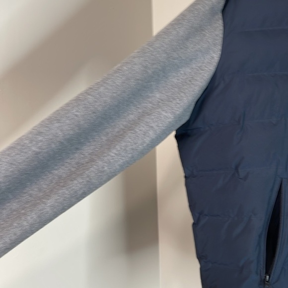 American Eagle Men’s Puffer Varsity Bomber Jacket Navy Blue Grey Lightweight XL - Picture 6 of 12